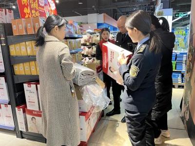 永新縣市場監督管理局開展電熱毯質量安全專項監督檢查，保障日用百貨銷售安全